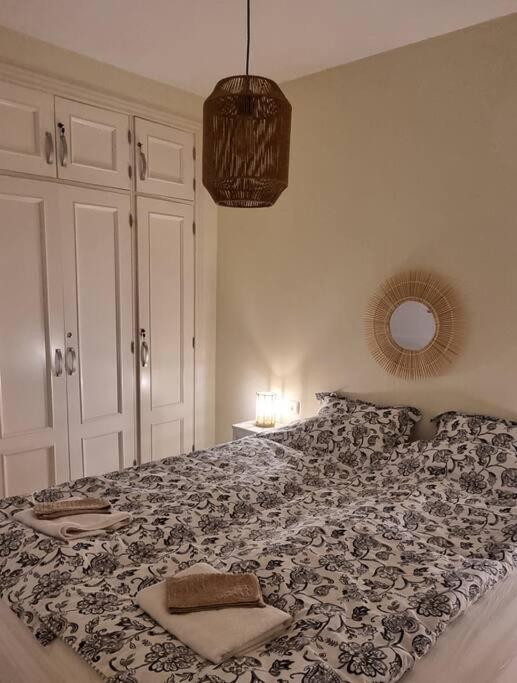Appartement Calme A 200 M De La Mer Avec Ascenseur Alcalá de Henares Exterior foto