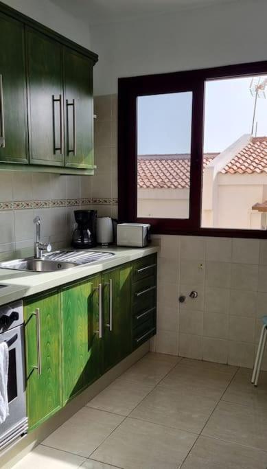 Appartement Calme A 200 M De La Mer Avec Ascenseur Alcalá de Henares Exterior foto